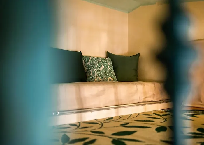 Semesterbostad Chelubirdi *